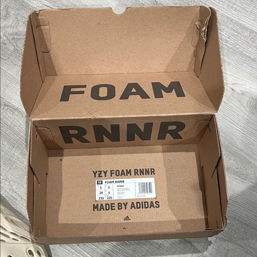 Adidas Yzy Foam Rnnr